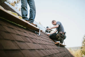 Local Roofers in Fishers Isle, NY